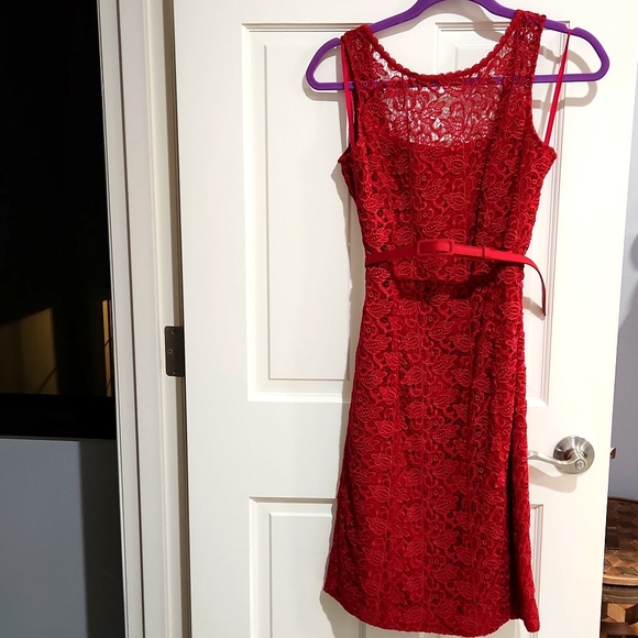 White House Black Market Dark Red Lace Holiday Party Mini Dress - Picture 1 of 7